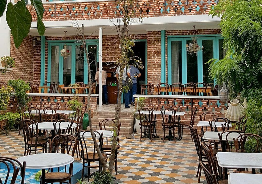 خیابان کریمخان تهران کجا است