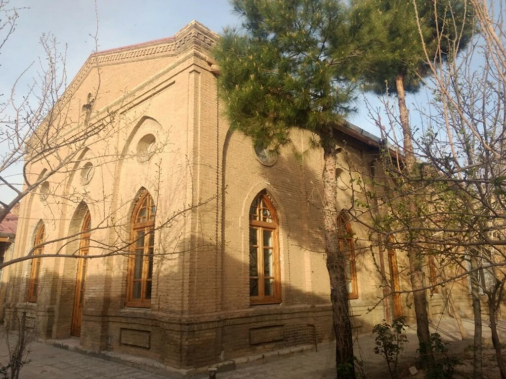 اماکن مذهبی کرمانشاه