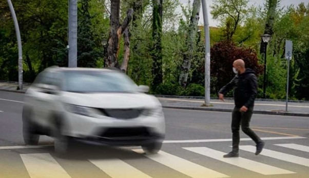 در تصادف اگر مقصر فرار کرد؛ چطور خسارت بگیریم؟