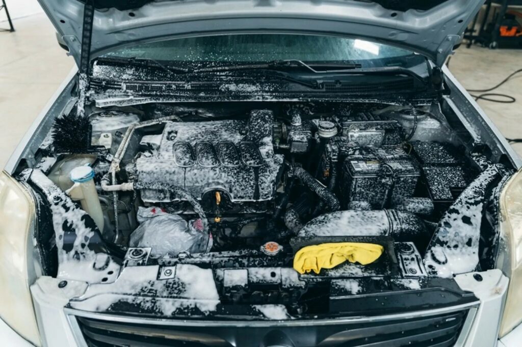 انواع روشهای شستن موتور خودرو